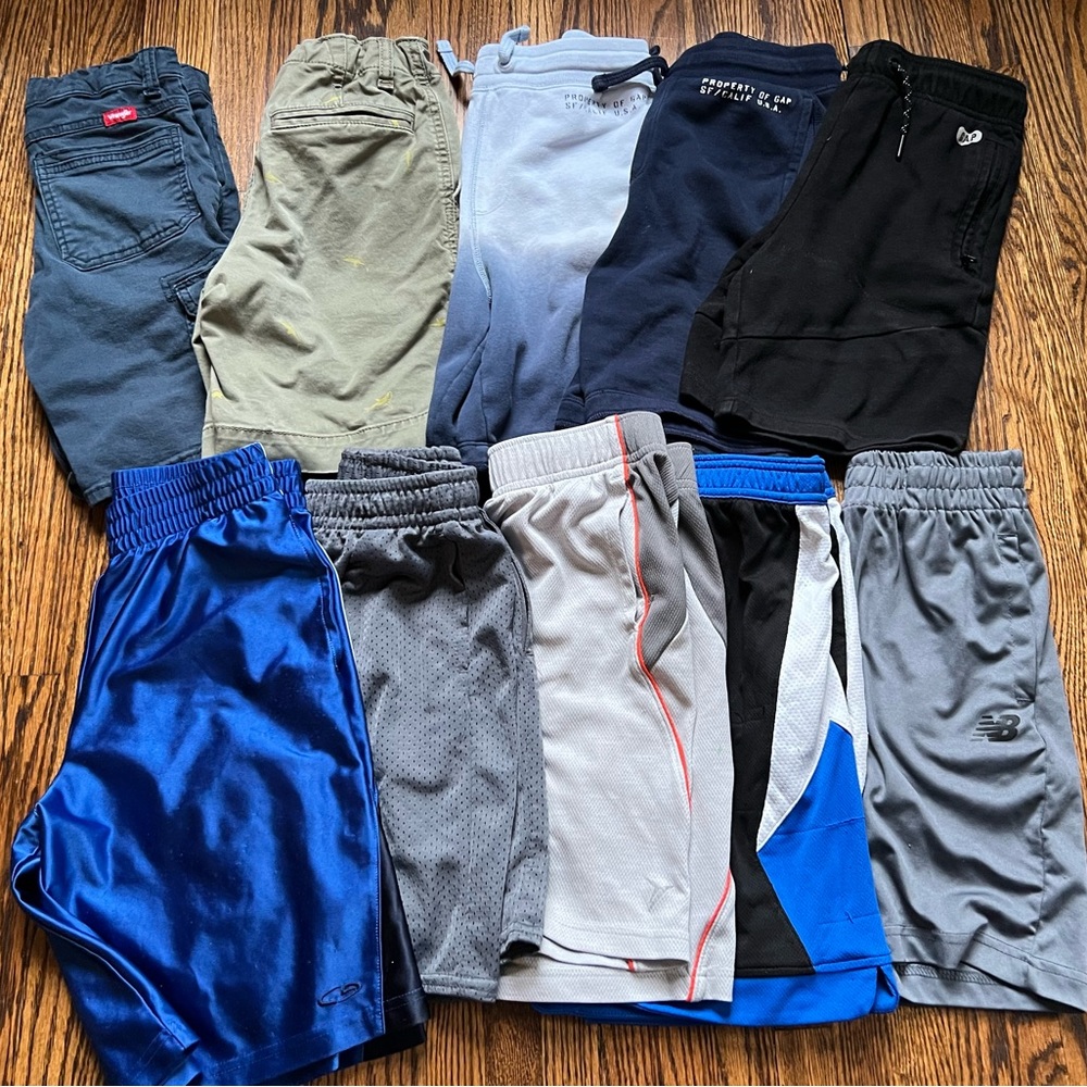 10 Pair Size 8 Boys Shorts